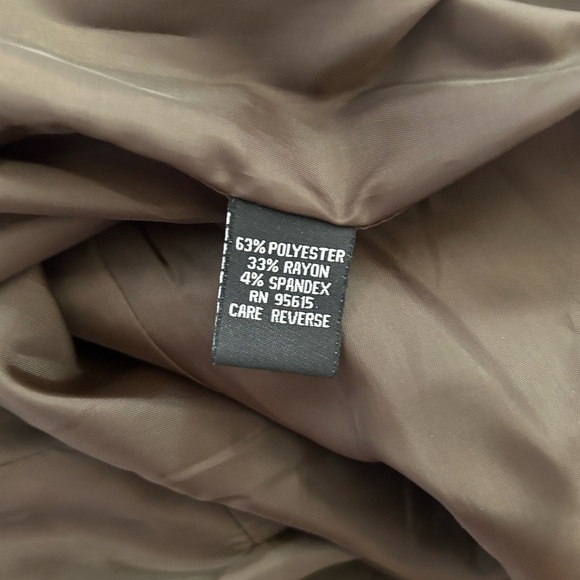 Raefella Brown Blazer • Size: 10 • Used - Picture 10 of 10